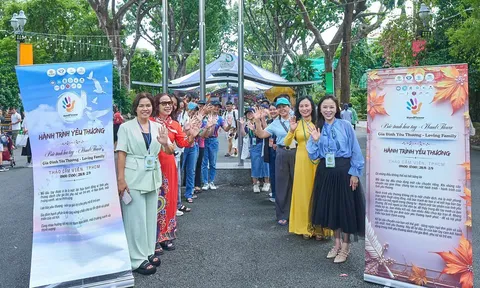 Hành trình triệu bàn tay viết tiếp câu chuyện yêu thương