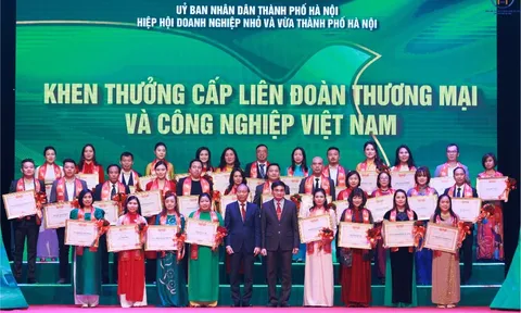 BIOVIET VINH DỰ ĐÓN NHẬN VINH DANH DOANH NGHIỆP TIÊU BIỂU THỦ ĐÔ NĂM 2024
